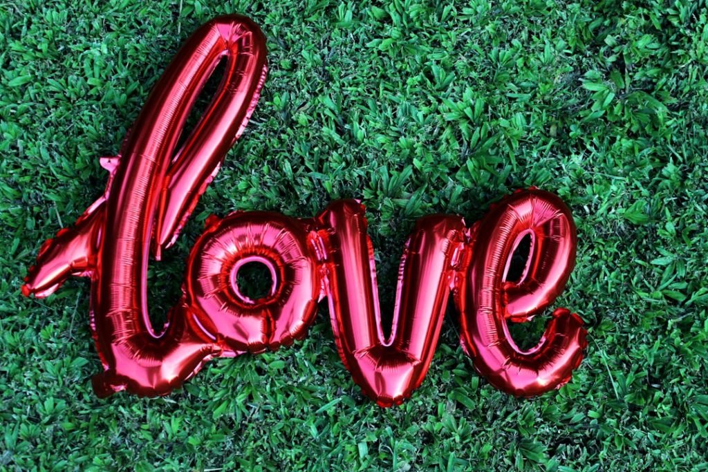 Bianca Censori: De opvallende nieuwe vrouw in het leven van Kanye West